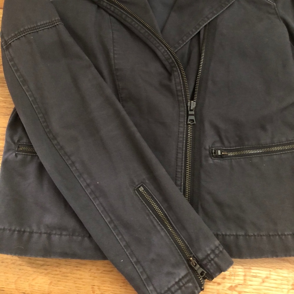 Jacket - Picture 3 of 5